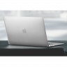 Чехол Uniq HUSK Pro Claro для MacBook Pro 13 (2020), прозрачный