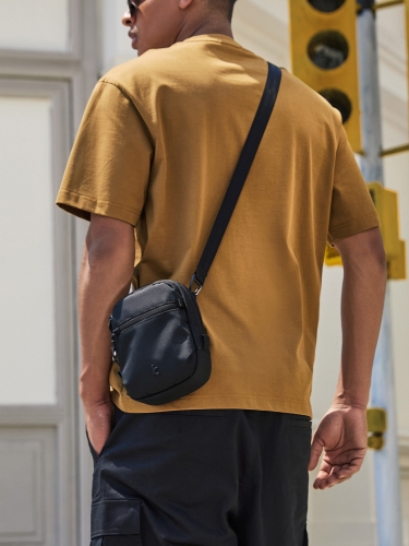 Tomtoc Travel сумка для аксессуаров Aviator-T37 Crossbody Bag 1.3L Black