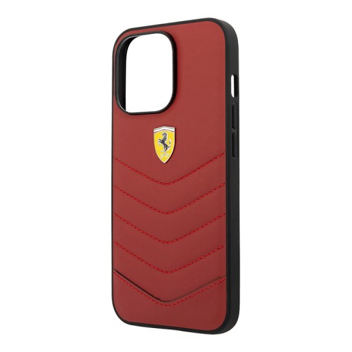 Кожаный чехол Ferrari Quilted with metal logo Hard для iPhone 13 Pro Max, красный
