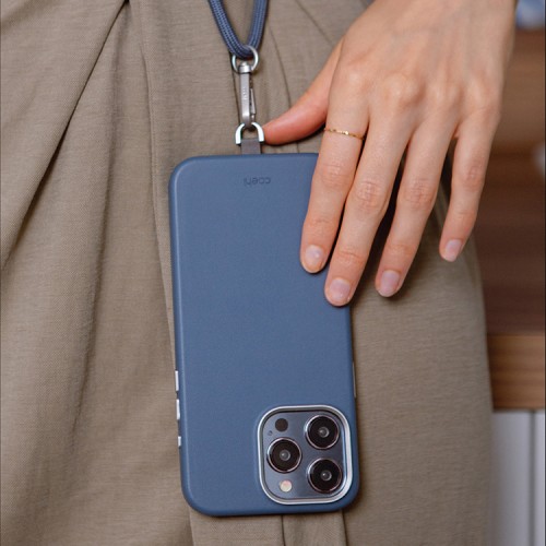 Uniq для iPhone 15 Pro чехол COEHL MUSE Leatherette with Strap Sapphire Blue (MagSafe)