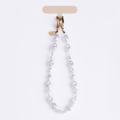 Uniq COEHL Perla Charm Handstrap подвеска на телефон из бусин, Pearl White