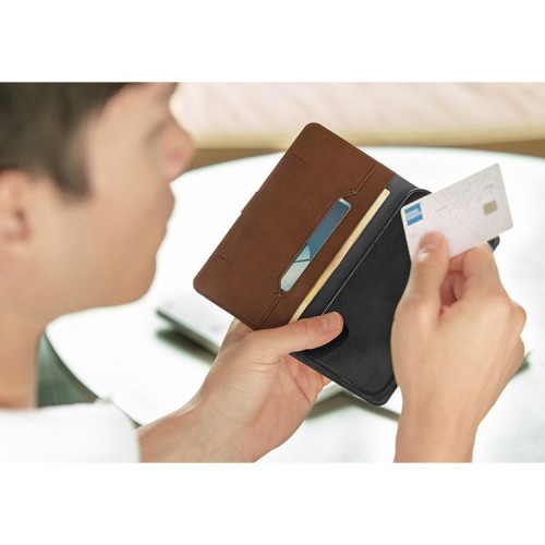 Чехол Uniq Journa Heritage для iPhone 12 Pro Max, коричневый