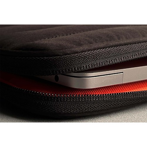 Чехол Bustha Puffer 3.0 Sleeve для MacBook Air 13 | Pro 13 | Pro 14 (2018/22), Charcoal
