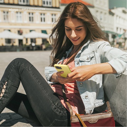 Чехол Elago Soft Silicone для iPhone 12 Pro Max, желтый