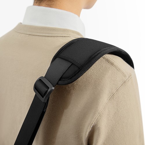 Сумка Tomtoc Defender Laptop Shoulder Bag A42 для ноутбука до 15.6", черная