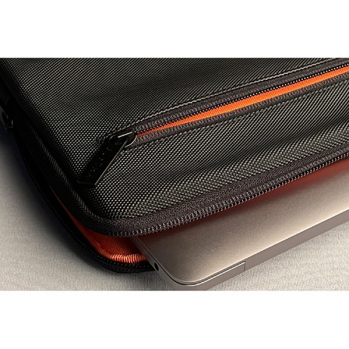 Чехол-папка Bustha Urban Sleeve для Macbook Air 13 | Pro 13 | Pro 14, Raven