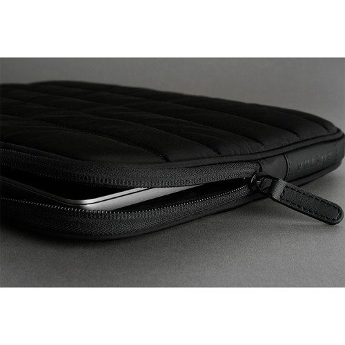 Bustha Puffer Sleeve для MacBook Air 13 | Pro 13 (2018/20), черный BST755102