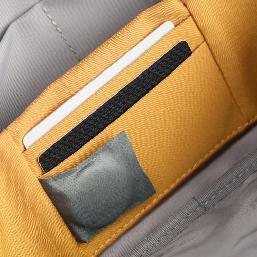 Uniq сумка ARDEN Ripstop Sling Bag 1.5L Mustard Yellow