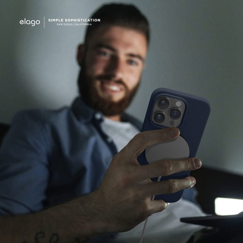 Чехол Elago MagSafe Soft Silicone для iPhone 14, синий