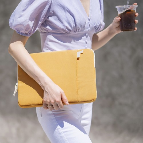 Папка Tomtoc TheHer Jelly Laptop Sleeve Kit 2-in-1 A23 для Macbook Pro/Air 13", желтая (A23-C02Y01)