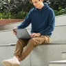 Чехол Uniq Venture для MacBook Air 13 (2022/23 M2), прозрачный/черная окантовка