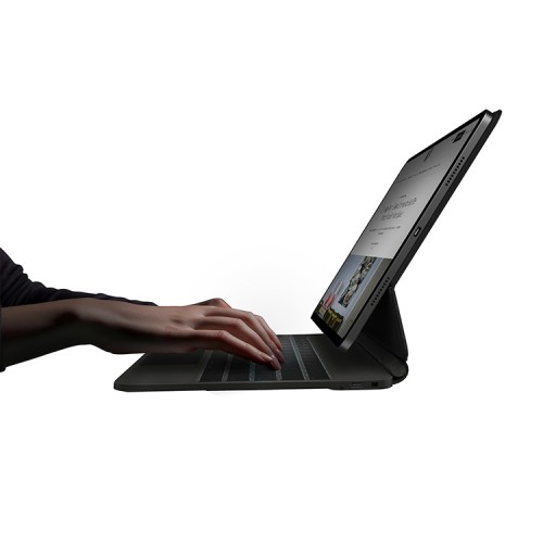 Uniq беспроводная клавиатура VENNO (англ.) Magnetic keyboard iPad Pro 13 (2024) Black