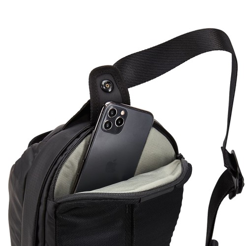Thule Tact sling 8L TACTSL08 с одной лямкой, черный 3204710