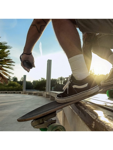 Чехол Elago Liquid case with Round strap для AirPods Pro 2, черный