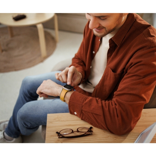 Uniq для Apple Watch 49/46/45/44 mm ремешок Revix IV reversible Magnetic Canary Yellow/Deep Forrest