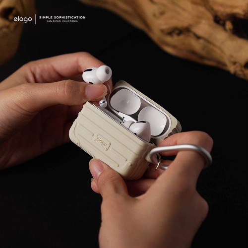 Чехол Elago Suit armor Silicone hang case для AirPods Pro, белый