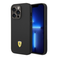 Чехол Ferrari Liquid Silicone with metal logo Hard для iPhone 14 Pro, черный