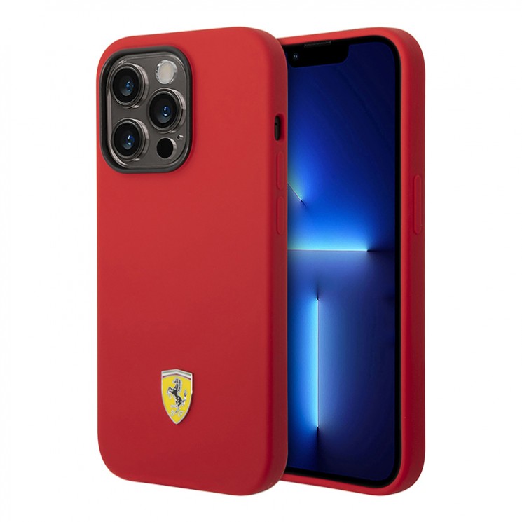 Чехол Ferrari Liquid Silicone with metal logo Hard для iPhone 14 Pro, красный