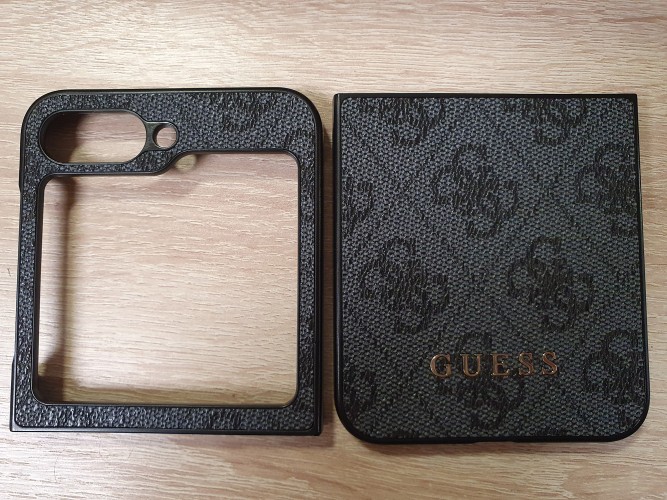(Уценка) Guess для Galaxy Z Flip 6 чехол PU кожа 4G Charms collection Grey