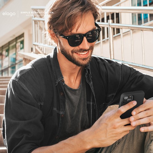 Чехол Elago Soft Silicone для iPhone 13, черный