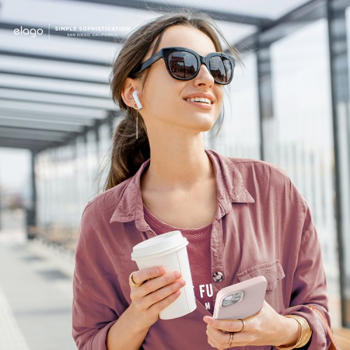 Чехол Elago Soft Silicone для iPhone 13, розовый