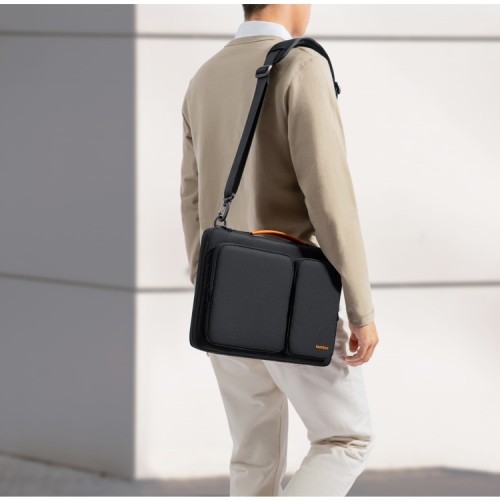 Tomtoc для ноутбуков 15" MacBook Pro/Air сумка Defender Laptop Shoulder Bag A42 Black