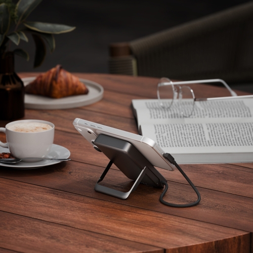 Energea АКБ Integra 20s (CCC), 10000 Hybrid Solid State USB-C PD20W with Cable and Stand Gun/Black