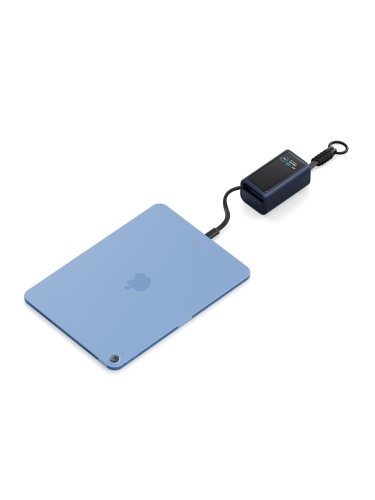 Energea аккумулятор внешний Compac Arc, 10000 USB-C+A +retractable USB-C cable and Display PD45W Blue