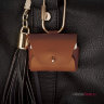 Elago Genuine Leather Hang case для AirPods Pro, коричневый EAPPLE-BR